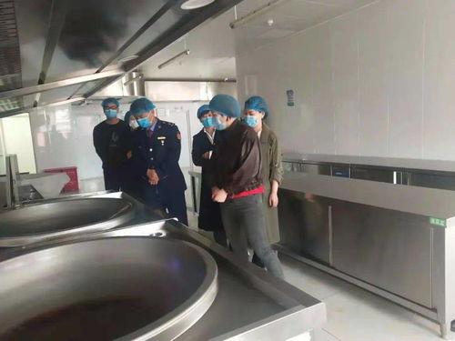 市市場監(jiān)管局開展節(jié)日期間餐飲環(huán)節(jié)食品安全檢查與糧食市場管理服務(wù)